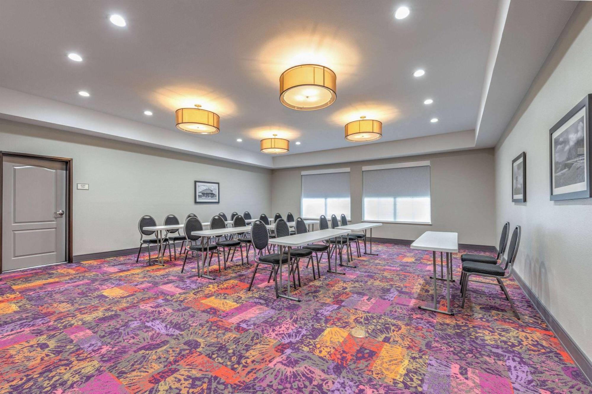 La Quinta By Wyndham Tyler - University Area Exterior photo