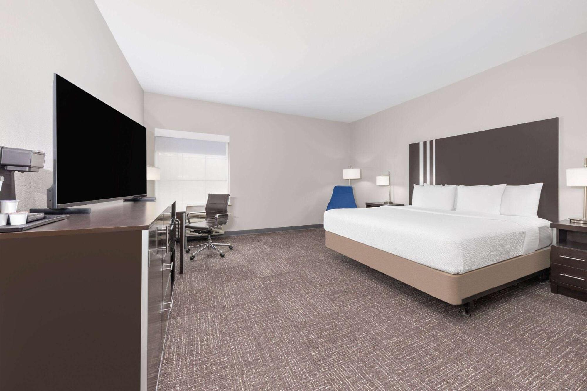La Quinta By Wyndham Tyler - University Area Exterior photo