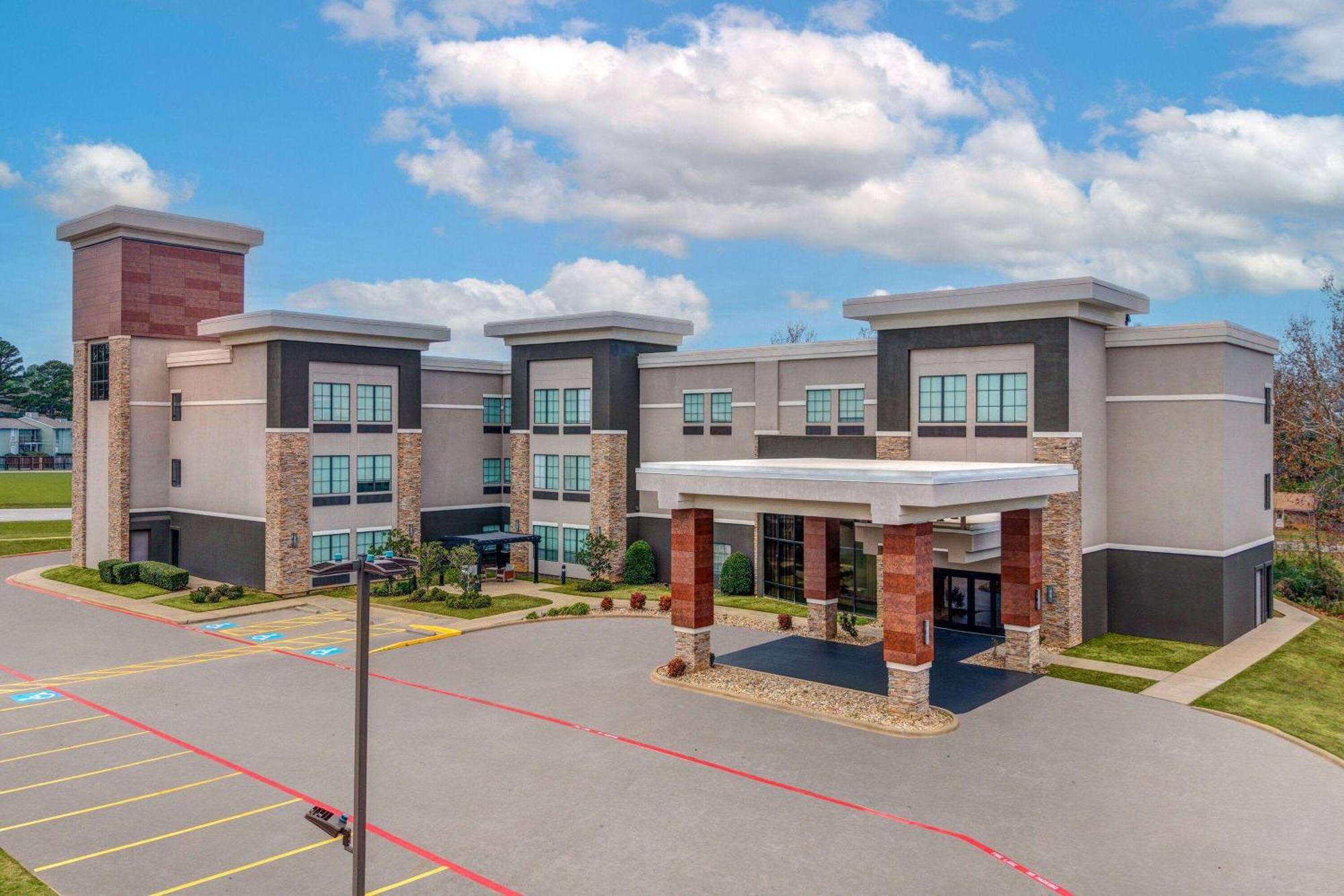 La Quinta By Wyndham Tyler - University Area Exterior photo
